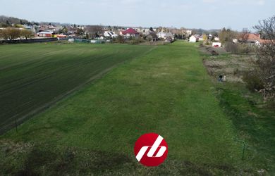 POZEMOK – Blatná na Ostrove