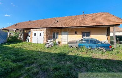 Domček v obci Mýtna Nová Ves s potenciálom aj na podnikanie, pozemok 800m2