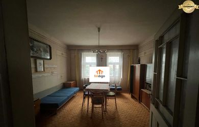 PREDAJ - Rodinný dom na rekonštrukciu s veľkým pozemkom – Kuraľany