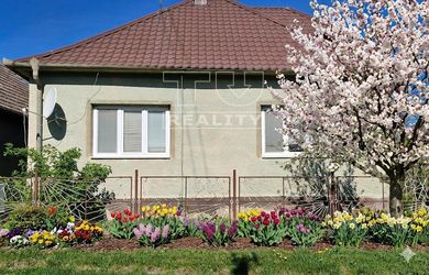 Na predaj 3-izbový dom na slnečnom pozemku 561 m2 – Orešany