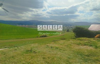 Slnečný pozemok 571m2 s pivnicou – TOP lokalita pri Smižanoch