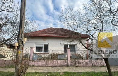 LEGEND - *** R.E.Z.E.R.V.O.V.A.N.É *** - 3D - Útulný dom vo Vlčanoch, pozemok 950 m2, tichá bočná ulička, nová strecha