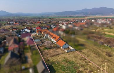 INVESTIČNÁ PRÍLEŽITOSŤ PRE DEVELOPERA | MOŽNOSŤ VYBUDOVAŤ BYTOVÉ JEDNOTKY | BÍŇOVCE