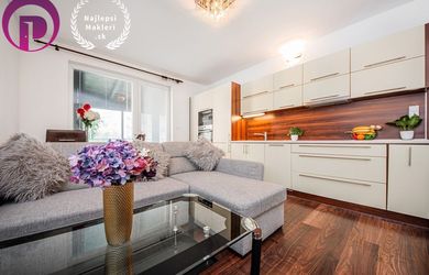 2izby – BAII - NIVY: 59 m2, MODERNE zariadený, KOMORA, VEĽKÁ TERASA a GARÁŽOVÉ STÁTIE