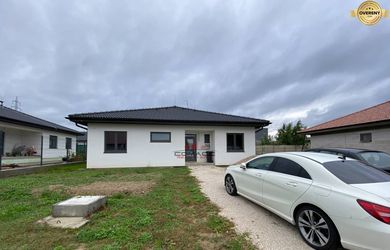 4 iz bungalov s terasou v Piešťanoch a okolí - STAVIAME PRE VÁS