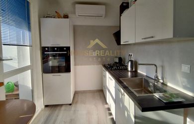 Predaj 2 izbový byt, ulica Pri Šajbách Bratislava III. Rača