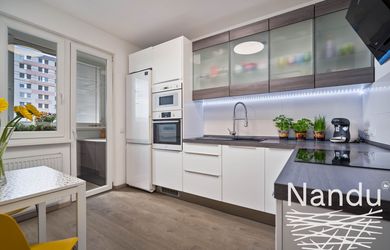 NANDU - predaj 3i zrekonštruovaného bytu pri Draždiaku v Petržalke, Topoľčianska, BA