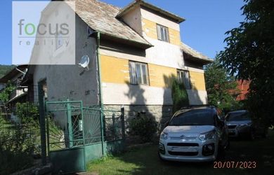 Gazdovský dom s väčším pozemkom - Kopernica - nová cena