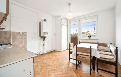 PREDAJ - INVESTIČNÁ PRÍLEŽITOSŤ, Veľký, tehlový, 2i byt, 95 m2, 3xloggia, SMOLENICE