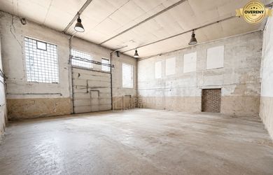 Prenájom výrobéhoj alebo skladového priestoru 460 m2 v Žiline