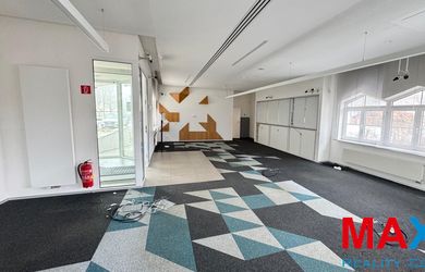 Prenájom: *MAXEN* - Obchodný priestor, objekt 110 m2, Košice - okolie, Čaňa centrum