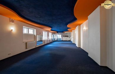 Prevádzkový priestor so samostatným vstupom, 262 m2, Brezno