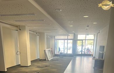 Kancelárie Piešťany – prenájom moderných priestorov , 210m2
