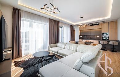 PRENAJATÉ !EXKLUZÍVNY PENTHOUSE S PANORAMATICKÝM VÝHĽADOM NA PRENÁJOM | GRANIAR, BANSKÁ BYSTRICA