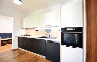 Prenájom bytu (3 izbový) 64 m2, Poprad