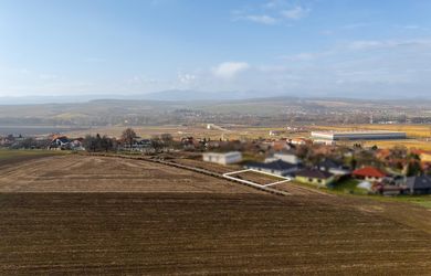 Lukratívny stavebný pozemok na predaj - Nová Polhora