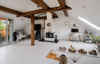 NA PREDAJ 156 m² priestoru a terasa v srdci Prievidze | Výnimočný mezonet na Starom Sídlisku