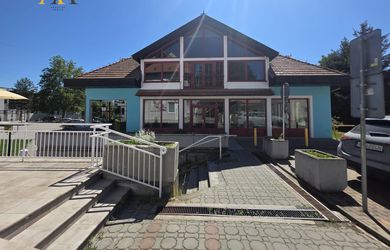 NA PRENÁJOM, Obchodný priestor v centre mesta LUČENEC