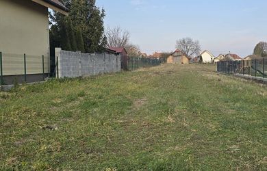 Predám stavebný pozemok v obci Belince