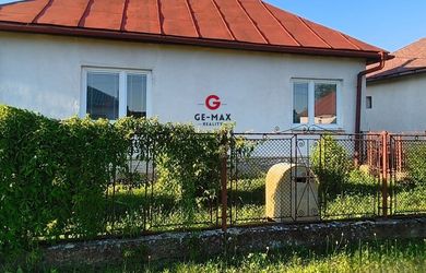ZĽAVA 9 000€ !  ! Rodinný dom s veľkým pozemkom v tichej časti Sobraniec
