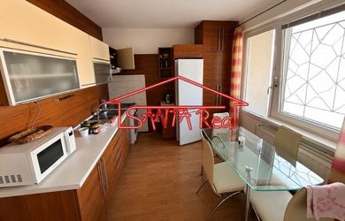 Na predaj 3-izbový byt vo vyhľadávanej lokalite v Leviciach