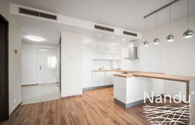 NANDU - prenájom veľkého 2i bytu s výhľadom na Dunaj, River Park, BA - Staré Mesto