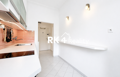 RK4 – PREDANÝ – 2 i. byt - veľká loggia - Ružinov - Trávniky