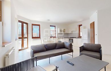 PREDAJ, 2 izbový byt s predzáhradkou a parkovaním, Záhorská Bystrica