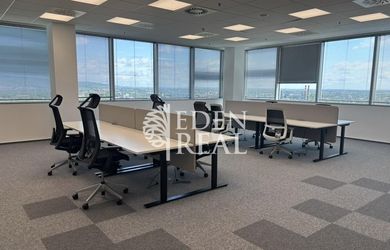 Reprezentatívne administratívne priestory pri Kuchajde, 16.p.,247m2,unit B