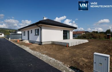 Na predaj:  Rodinný dom v štádiu holodom v top lokalite – Veľký Šariš – Kanaš