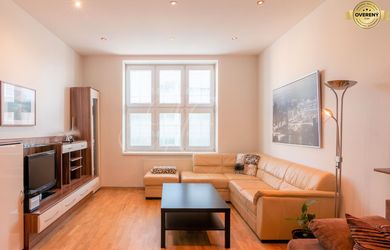 METROPOLITAN | Staromestský zariadený 3i  byt na prenájom