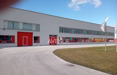 AVENUE I kvalitné skladové priestory s administratívou, Báhoň