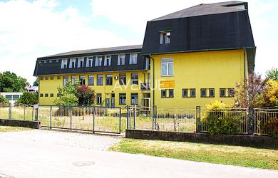 AVENUE | budova s priľahlým pozemkom v centre mesta D. Streda