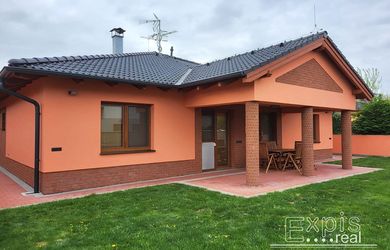 PRENAJOM Rodinný dom - bungalov v Stupave, vhodný aj na podnikanie EXPIS REAL