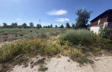 Rezervované - Na predaj stavebný pozemok 604 m2, Malinová ul., Dunajská Lužná