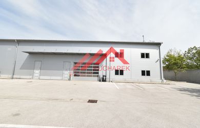 Kuchárek real: Prenájom haly v širšom centre Pezinka – Ideálne pre vaše podnikanie!