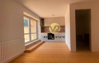 NA PREDAJ rodinný dom v novej a rozvíjajúcej sa časti mesta Levice
