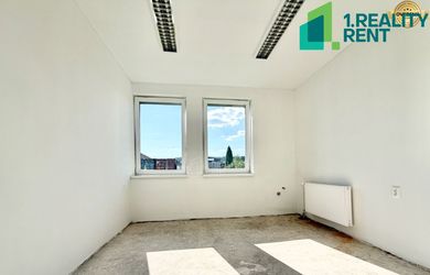 Prenájom - dvoj kancelária 19 m2 v priemyselnej zóne v Žiline