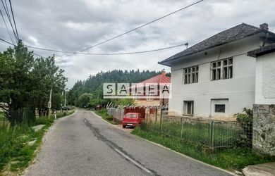 INVESTIČNÁ PRÍLEŽITOSŤ: Takmer 30-árový pozemok s obrovskou víziou v lone prírody (Miklušovce)