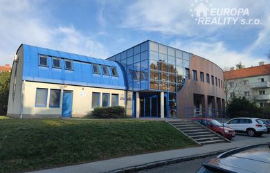 Predaj polyfunkčný objekt – BA - Rača