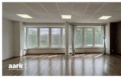 AARK l Kancelárske priestory - 45 m², Hospodárska 53, Trnava - BEZ DEPOZITU