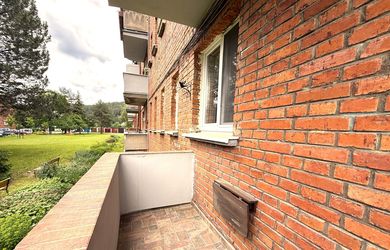 DELTA - NA PREDAJ 3IZBOVÝ TEHLOVÝ BYT S BALKÓNOM - SVIT