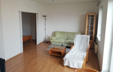 1 - izbový zariadený byt s parkovacím miestom