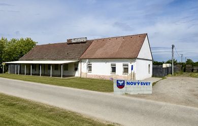 AZ. NA PREDAJ – MULTIFUNKČNÝ PODNIKATEĽSKÝ AREÁL PRI HLAVNOM ŤAHU NA SENEC | HALA, ADMINISTRATÍVA, SKLADY AJ FIREMNÉ ZÁZEMIE