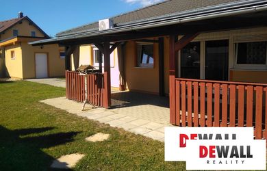 NOVINKA - Na predaj rodinný dom v Malom Raji s veľkou garážou.