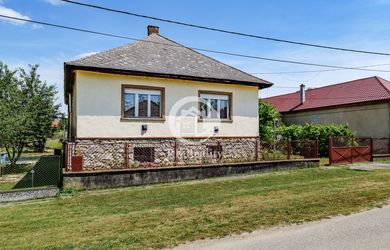 Tehlový rodinný dom s pozemkom 3096 m2 | Hidvégardó