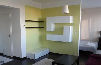1,5 izb. byt, Záporožská ul., Petržalka, 3.p./7