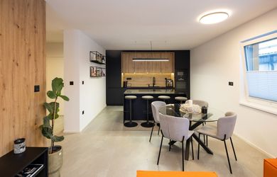 Na prenájom elegantný 3-izbový byt v centre Dolného Kubína