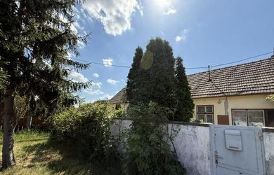 Na predaj rodinný dom v Grinave
