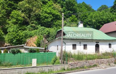 HALO reality - Predaj, rodinný dom Kremnica, banícky domček v pamiatkovej zóne - ZNÍŽENÁ CENA - EXKLUZÍVNE HALO REALITY